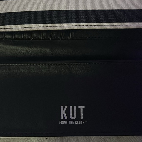 Kut From The Kloth Black White Striped Wallet - Picture 7 of 7